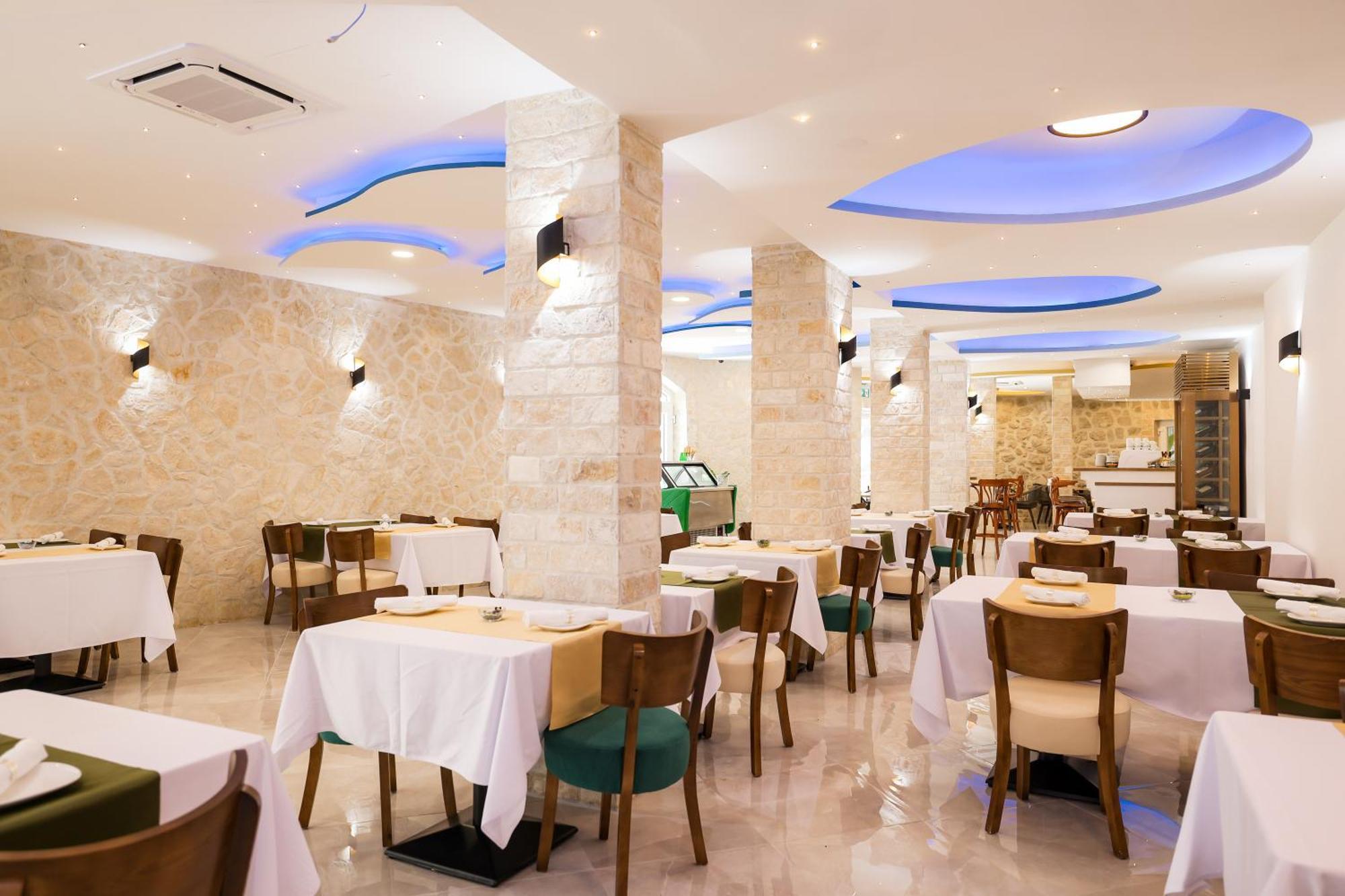 Hotel Kanjon Zrmanje Обровац Экстерьер фото