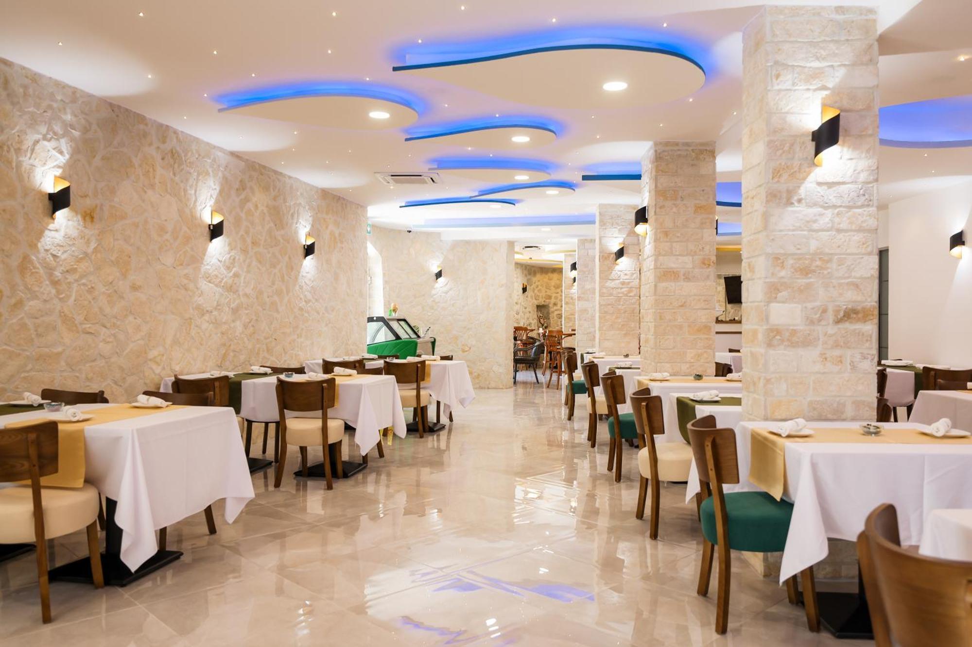 Hotel Kanjon Zrmanje Обровац Экстерьер фото