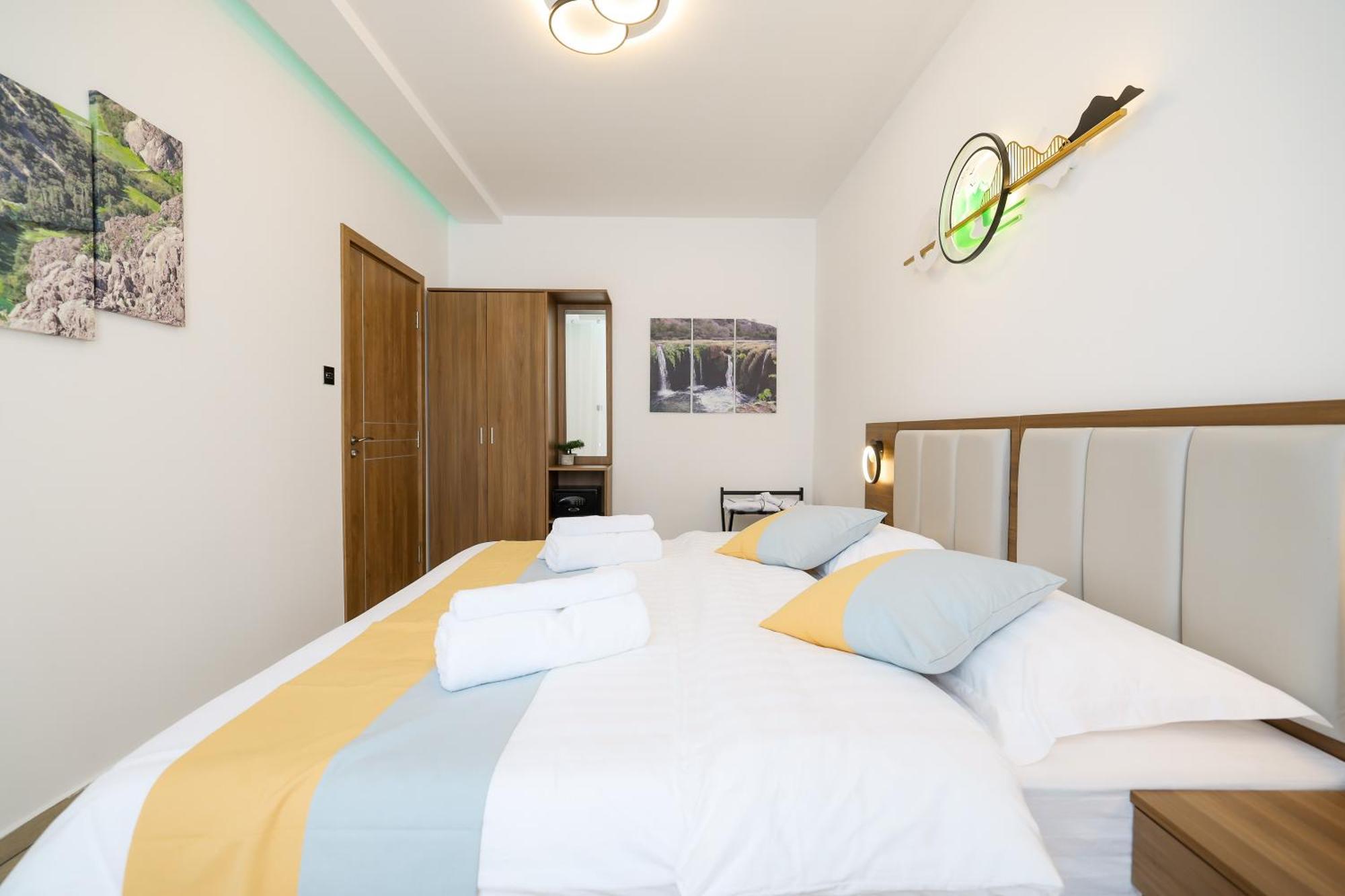 Hotel Kanjon Zrmanje Обровац Экстерьер фото