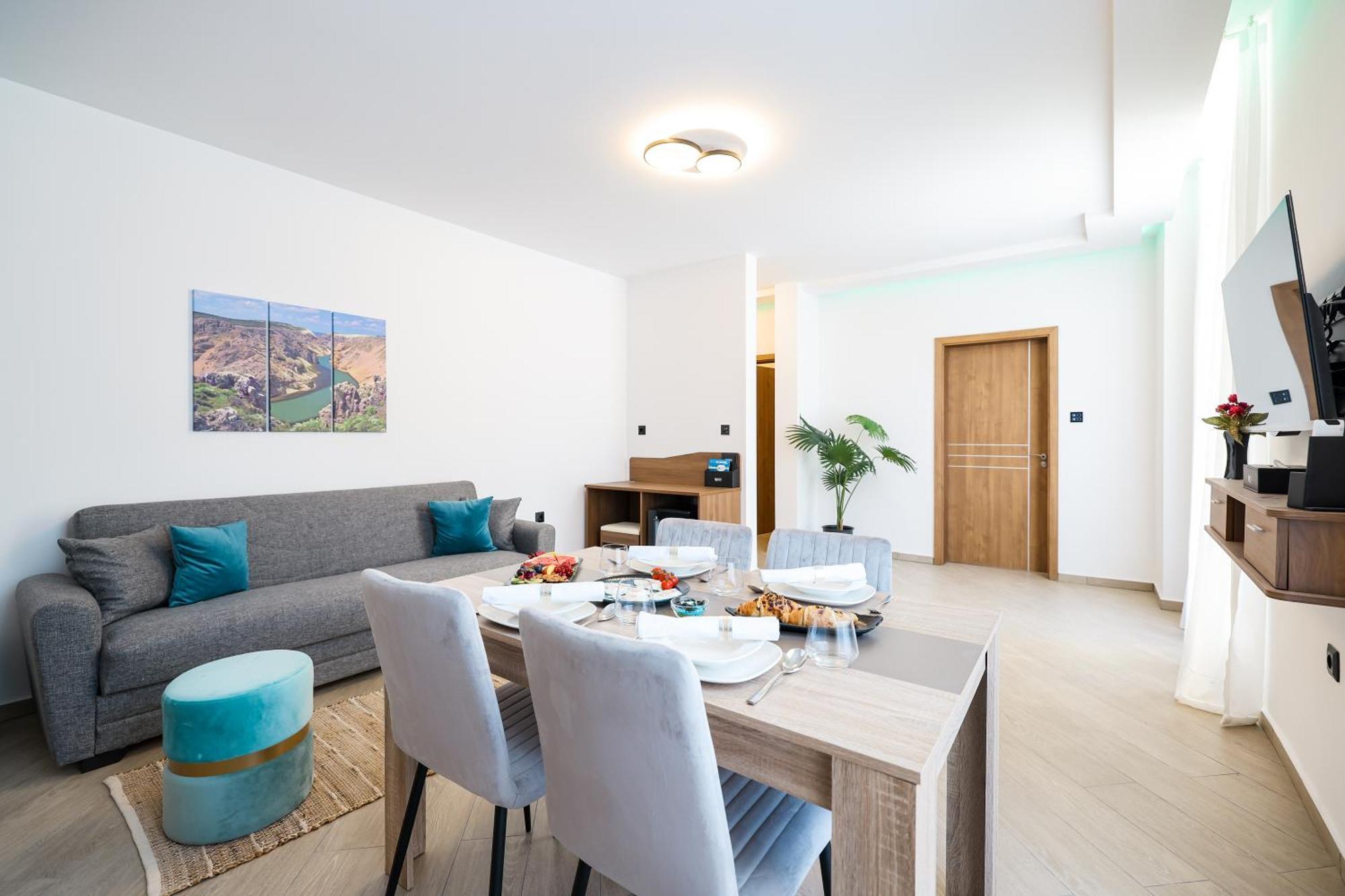 Hotel Kanjon Zrmanje Обровац Экстерьер фото
